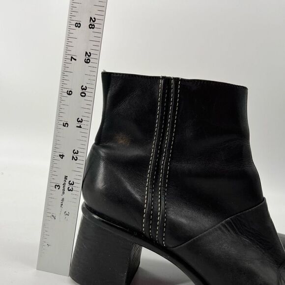 Bandolino‎ Black Square Toe Heeled Boots - Picture 4 of 10